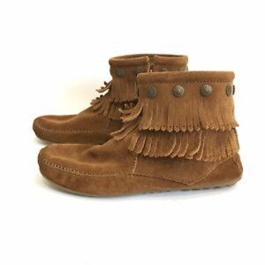 Minnetonka Suede Fringe Moccasins - size 9